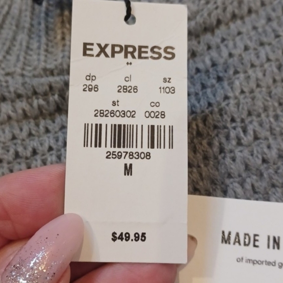 NWT EXPRESS Gray Knit Sweater - Picture 7 of 7